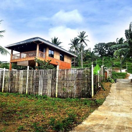 Willa Modern Bahay Kubo In A Farm Near Tagaytay Tagaytay City Zewnętrze zdjęcie