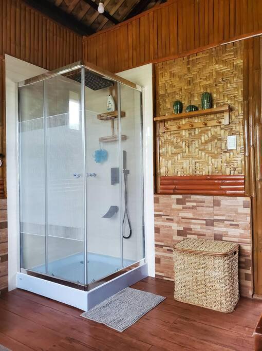 Willa Modern Bahay Kubo In A Farm Near Tagaytay Tagaytay City Zewnętrze zdjęcie
